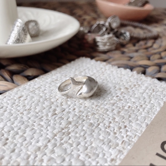 Sterling Silver Ring - Picture 6 of 6